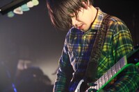 YOKKUN（G, Vo / MEANING）（Photo by Ayumi Saruya）