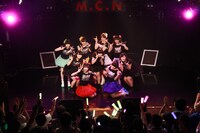仙台MACANAで行われた「乙女Rockets スプリットツアー2015 SPRING supported by 生メール」の様子。