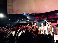 PassCodeのライブの様子。