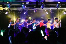 超特急「BULLET TRAIN BOYS GIG Vol.01 ～そのLINKをRINGせよ!! 間違っちゃったホワイトデー男祭り!!～」の様子。