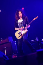 斉藤和義（Photo by Rui Hashimoto / Azusa Takada[SOUND SHOOTER] ）