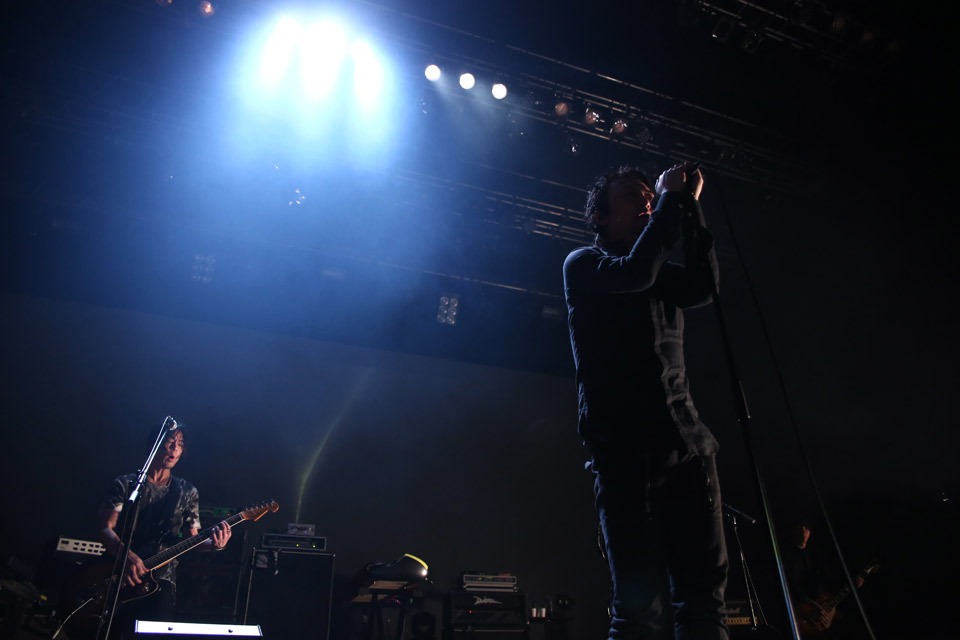 BOOM BOOM SATELLITES「SHINE LIKE A BILLION SUNS PREMIUM GIG」の様子。