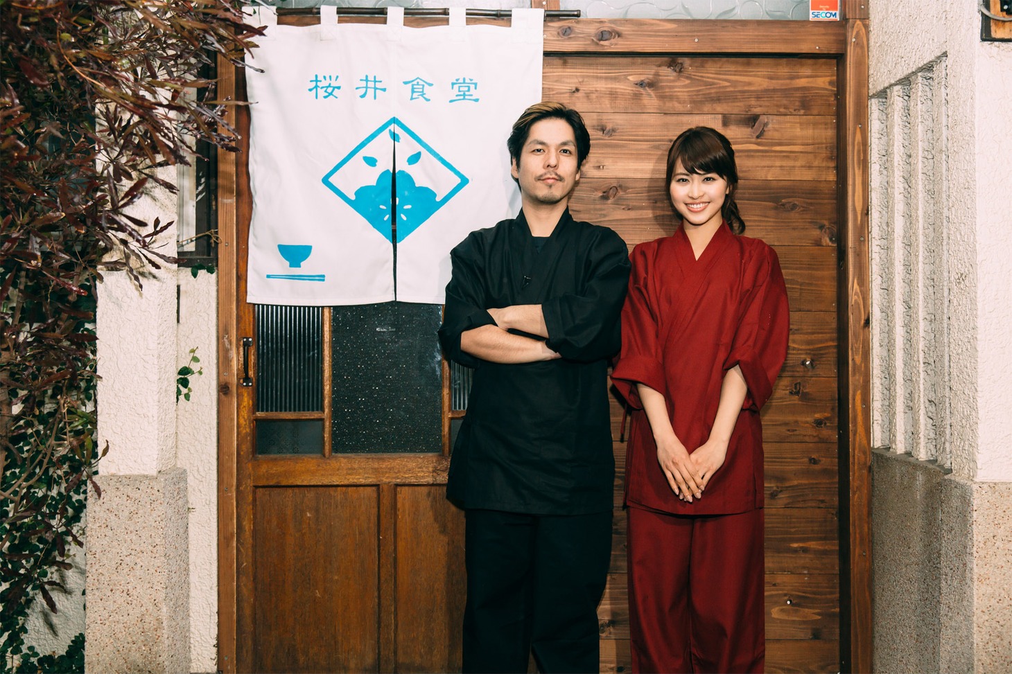 左から桜井誠（Dragon Ash）、三原勇希。