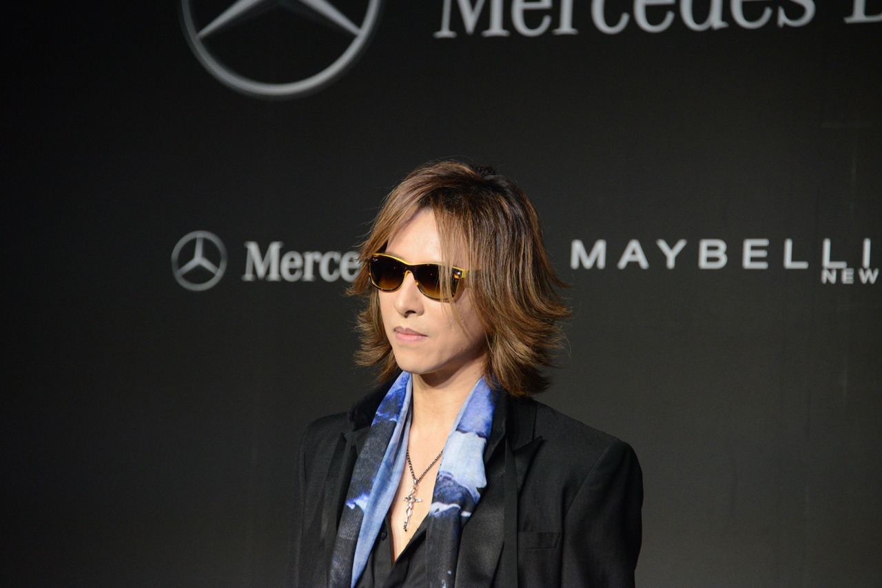 YOSHIKI
