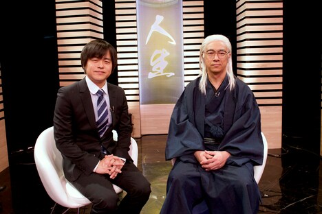 左からバカリズム、角田晃広(東京03)。