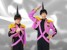 左からラバーガールの飛永翼、大水洋介。