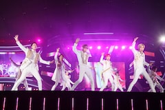 Shinee 4年越しの夢実現 涙と Love あふれた東京ドーム公演 音楽ナタリー Shinee 4年越しの夢実現 涙と Love あふれた東京ドーム公演 音楽ナタリー