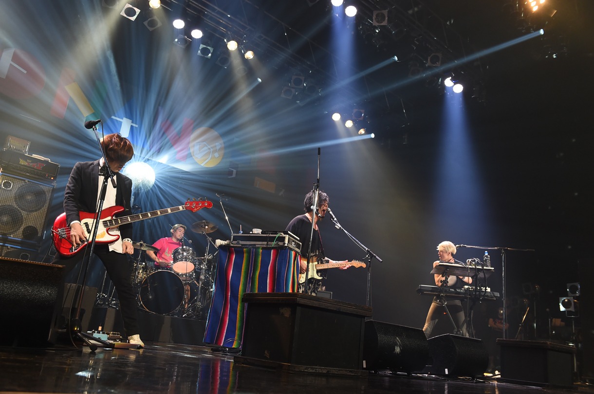 the telephones