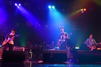 ASIAN KUNG-FU GENERATION