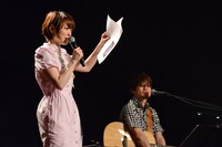 花澤香菜「君がいなくちゃだめなんだ」発売記念イベントの様子。