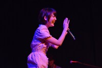 花澤香菜「君がいなくちゃだめなんだ」発売記念イベントの様子。