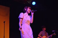 花澤香菜「君がいなくちゃだめなんだ」発売記念イベントの様子。