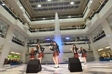 夢みるアドレセンスによるリリースイベントの様子。