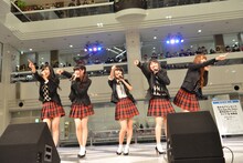 夢みるアドレセンスによるリリースイベントの様子。