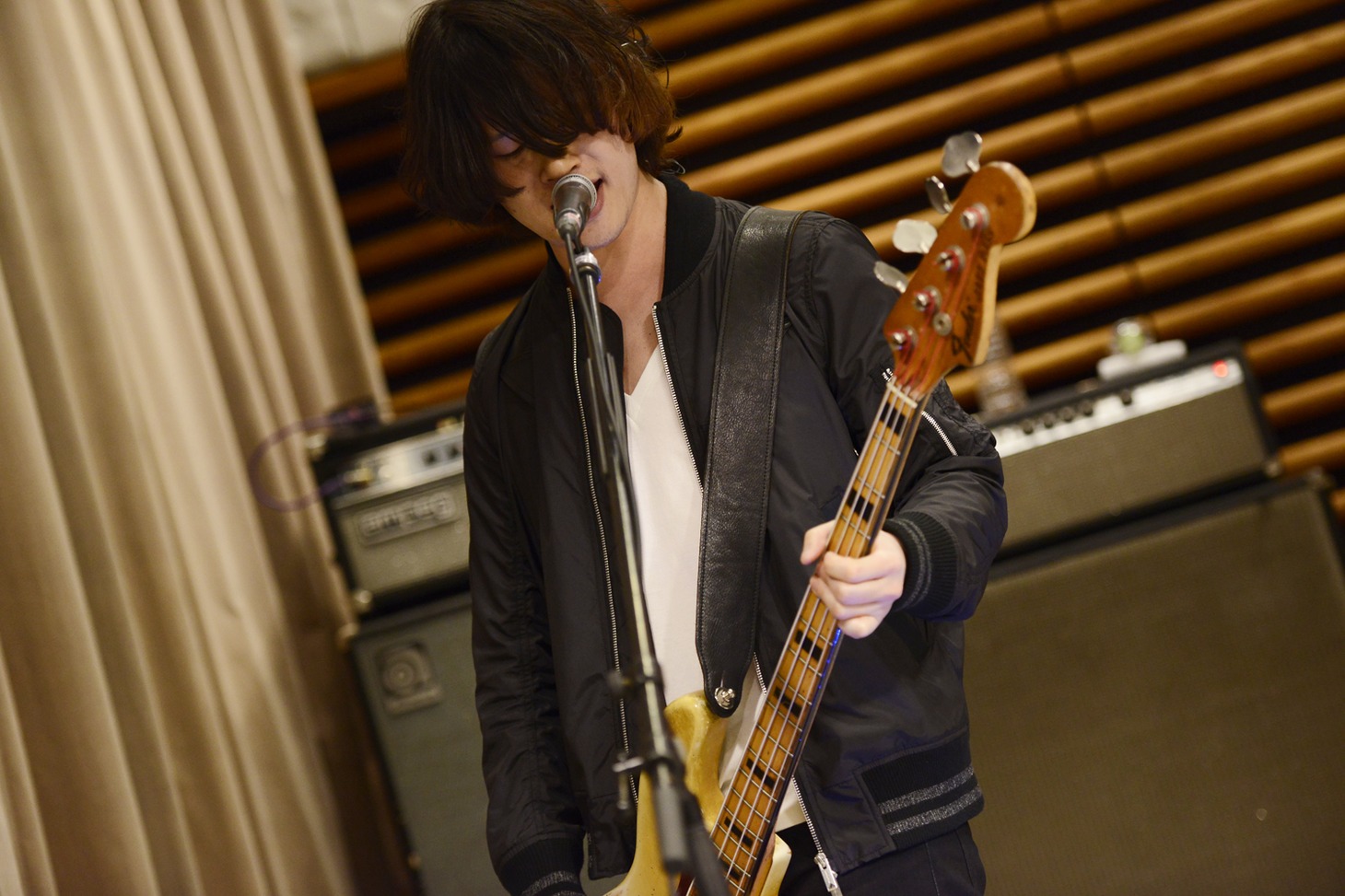 磯部寛之（B, Cho）