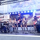 五五七二三二〇はエビ中だった!雨の新宿で“初ライブ”
