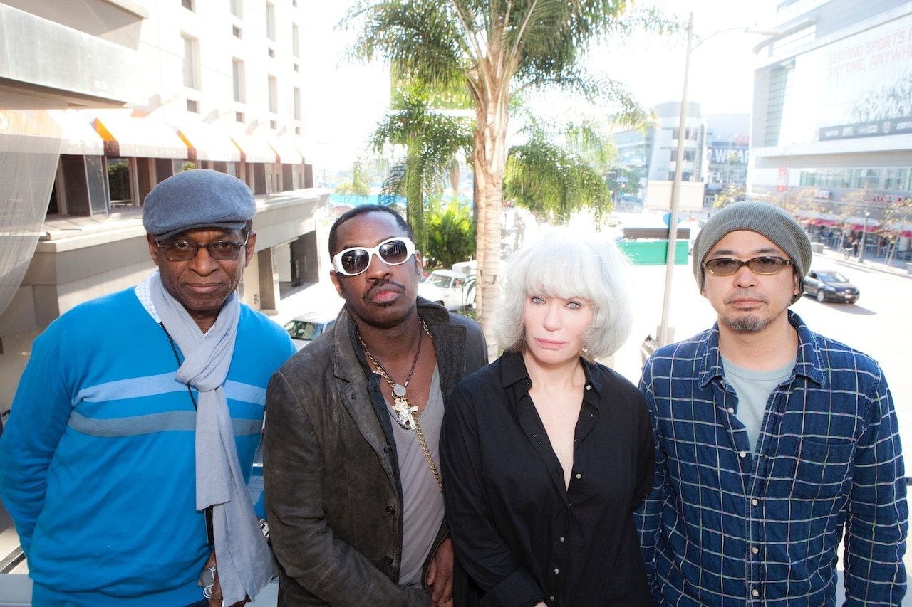 奥田民生参加The Verbs、カバー集サイトでライブ映像＆解説