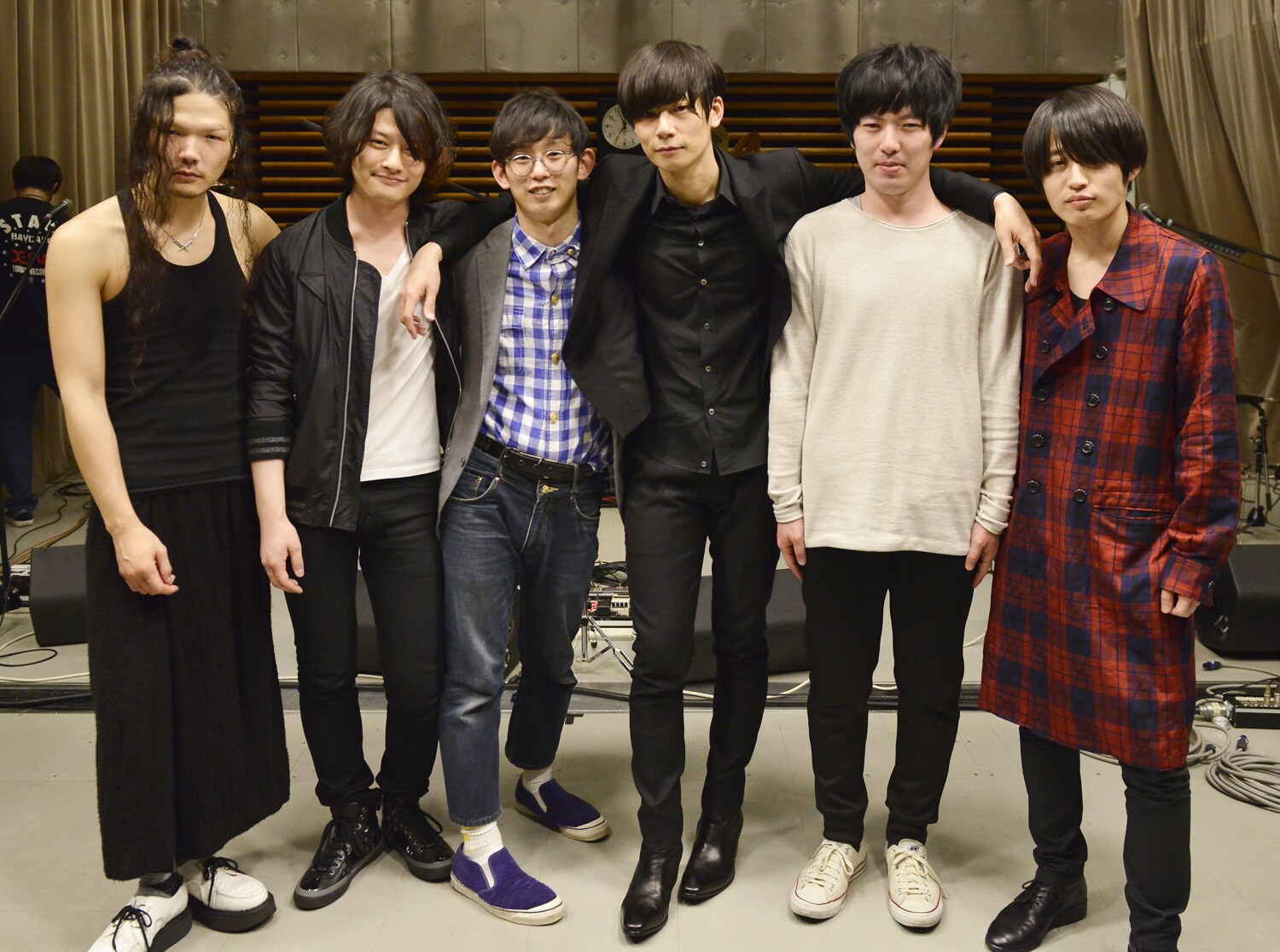 [Alexandros] 全映像作品セット(LIVE映像) スペースシャワーTVの人気レギュラー番組『Welcome! [Alexandros