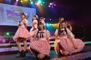 paletによるライブの様子。