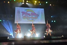 Negiccoによるライブの様子。