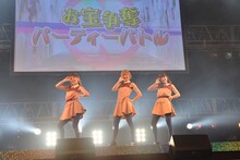 CM出演権を賭けてオリジナルダンスを披露するまなみのりさ。