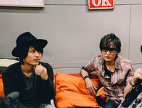 光村龍哉（NICO Touches the Walls）とスガシカオ。