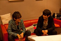 スガシカオと川上洋平（[Alexandros]）。