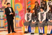 イジリー岡田と乃木坂46。