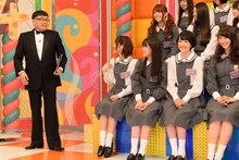 イジリー岡田と乃木坂46。