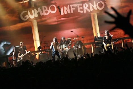 ザ・クロマニヨンズ「ザ・クロマニヨンズ TOUR ガンボ インフェルノ 2014-2015」東京・新木場STUDIO COAST公演の模様。（撮影：柴田恵理）