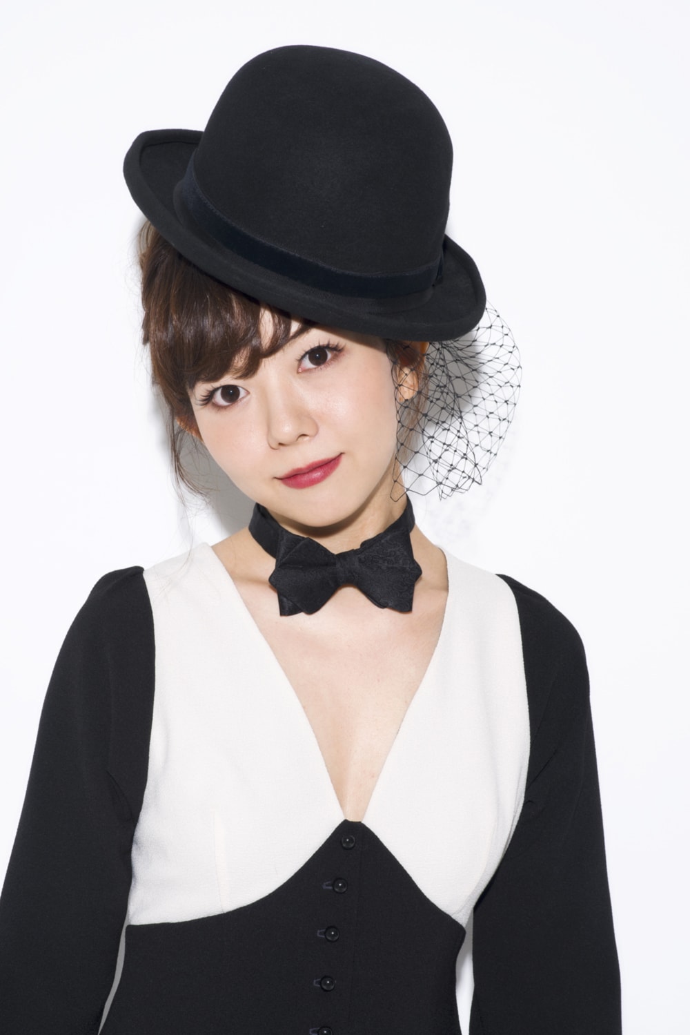 牧野由依、デビュー10周年シングルで「アムリタ」かの香織と再タッグ