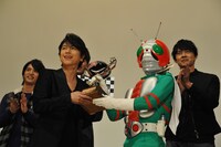 映画「スーパーヒーロー大戦GP 仮面ライダー3号」の初日舞台挨拶の様子。