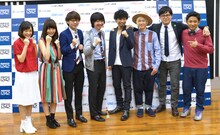 左から大原櫻子、池田智子（Shiggy Jr.）、三四郎、吉田山田、アルコ＆ピース。