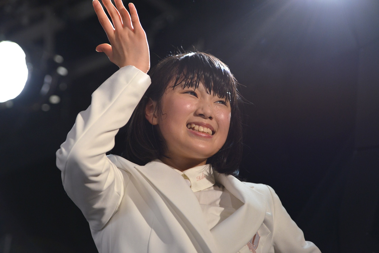石野理子