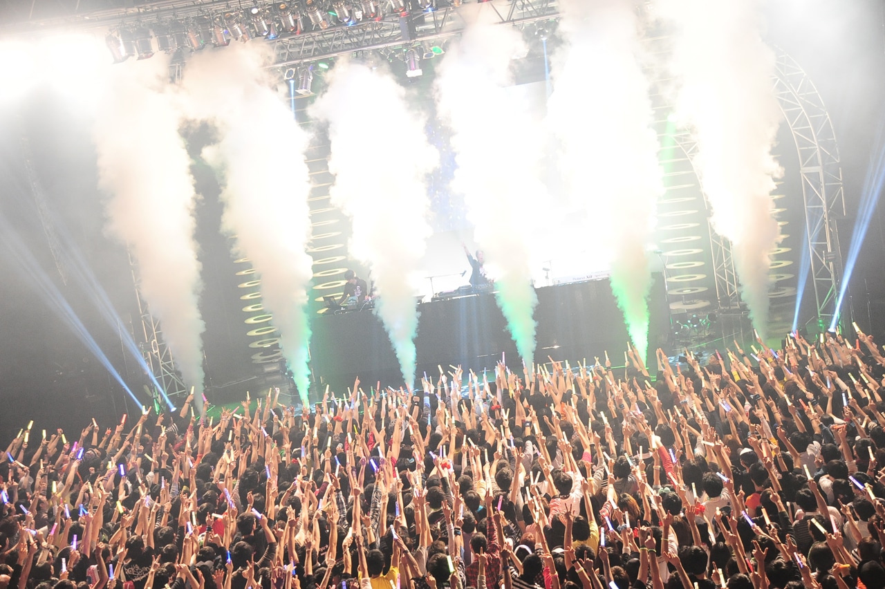 「EXIT TUNES DANCE PARTY -beatnation summit 2015」の様子。