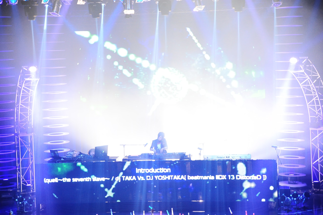 DJ YOSHITAKA