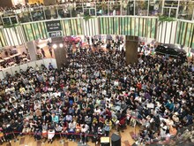 クラムボン「イオンモールツアー」の様子。