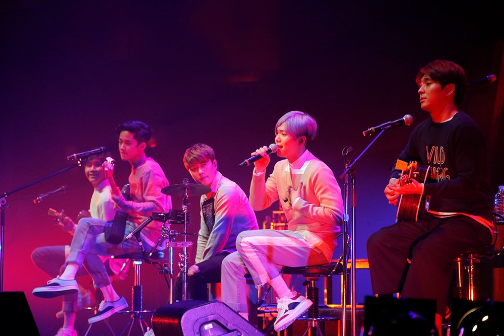 「FTISLAND オフィシャルファンミーティング2015」の模様。 (c)FNC MUSIC JAPAN INC.