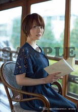 花澤香菜「君がいなくちゃだめなんだ」先着A5サイズビジュアルカード（サンプル画像）