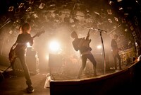 The SALOVERS 活動休止ラストライブ「青春の象徴 恋のすべて」東京・渋谷CLUB QUATTRO公演の様子。（撮影：古溪一道）