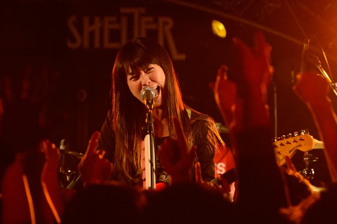 清水葉子（Vo, G）（Photo by Yasumasa Handa［Showcase］）