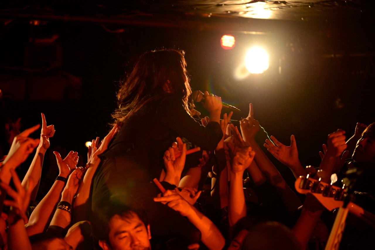 「夢幻の宴vol.25 ～茜-AKANE-蒼-AOI-のマーチ～」の様子。（Photo by Yasumasa Handa［Showcase］）