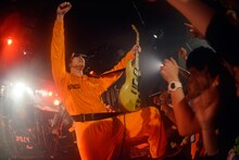 POLYSICS「Zher the ZOO YOYOGI 10th Anniversary～Live Goes On ! ～フラゲなぼくら 代々木で、胸キュン。」の様子。（Photo by Yukitaka Amemiya）