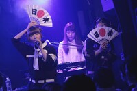 uchuu,とゆるめるモ！のセッション。（撮影：ハヤシサトル）