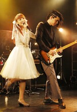 「TRUSTRICK TRUST TOUR 2015」最終公演の様子。