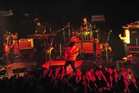 ASIAN KUNG-FU GENERATION「ASIAN KUNG-FU GENERATION Tour 2015 ～酔杯フォーエバー～」東京・Zepp Tokyo公演の様子。（Photo by TEPPEI）