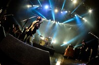 the pillows「ムーンダスト・ツアー」東京・Zepp Tokyo公演の様子。