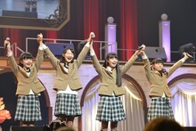 「The Road to Graduation 2014 Final ～さくら学院 2014年度 卒業～」の様子。
