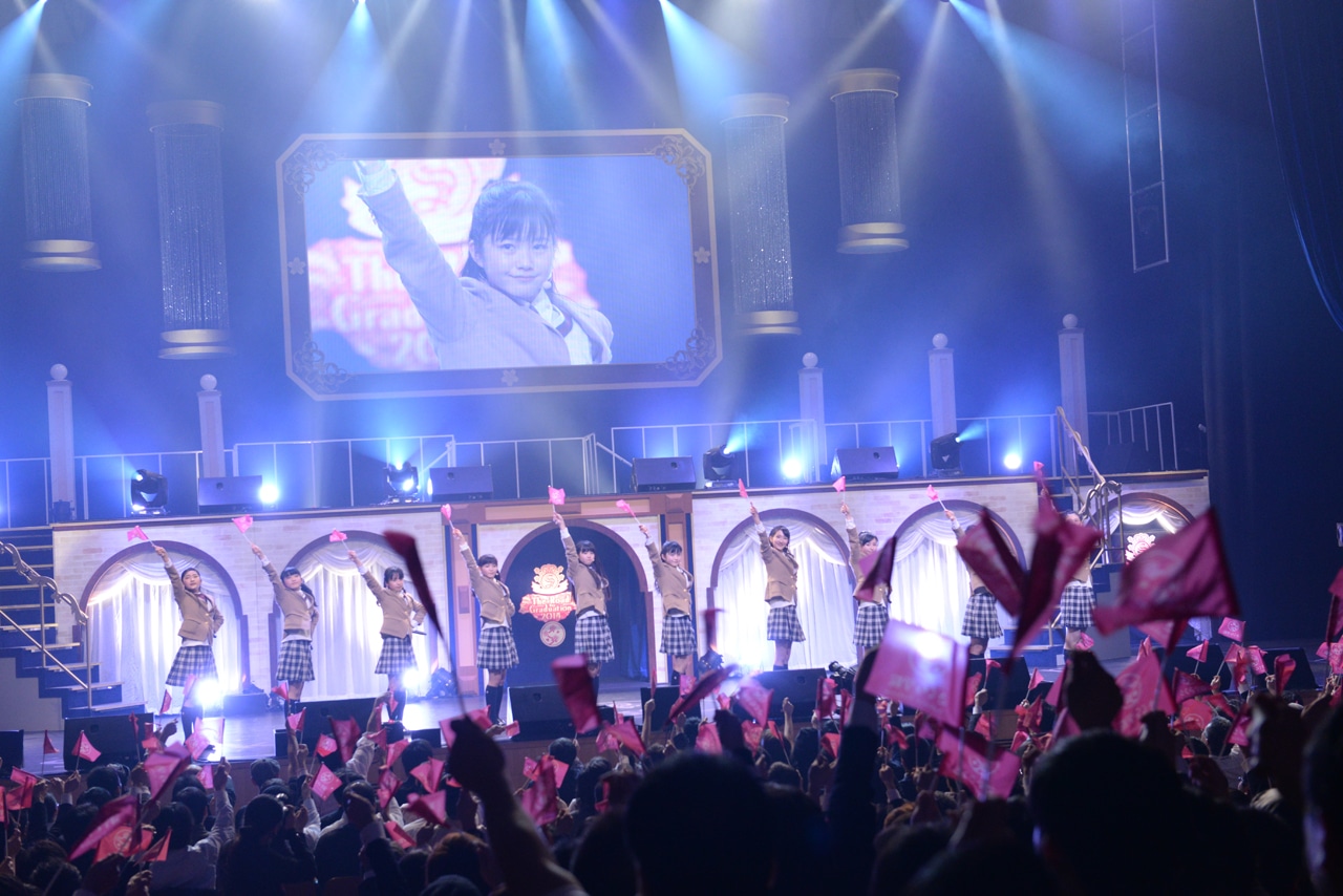「The Road to Graduation 2014 Final ～さくら学院 2014年度 卒業～」の様子。
