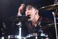 SHUN（Dr）（Photo by kohei suzuki）